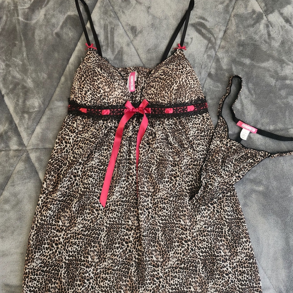 Ladies Leopard Intimate Set-size large